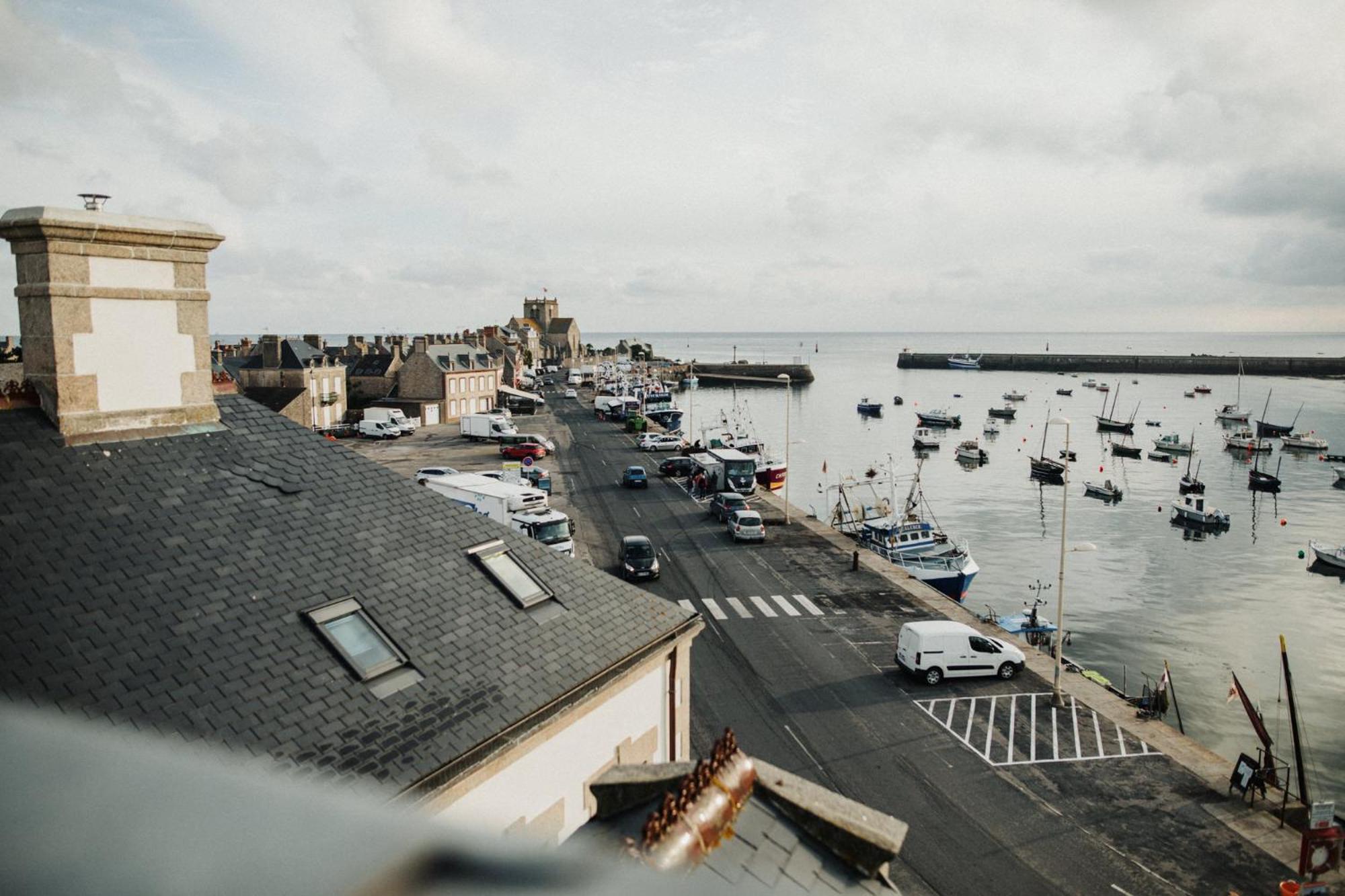 Le Mora Hotes Barfleur Eksteriør bilde