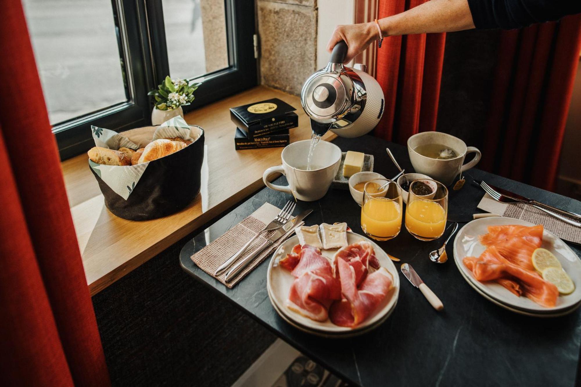 Le Mora Hotes Bed & Breakfast Barfleur Eksteriør bilde